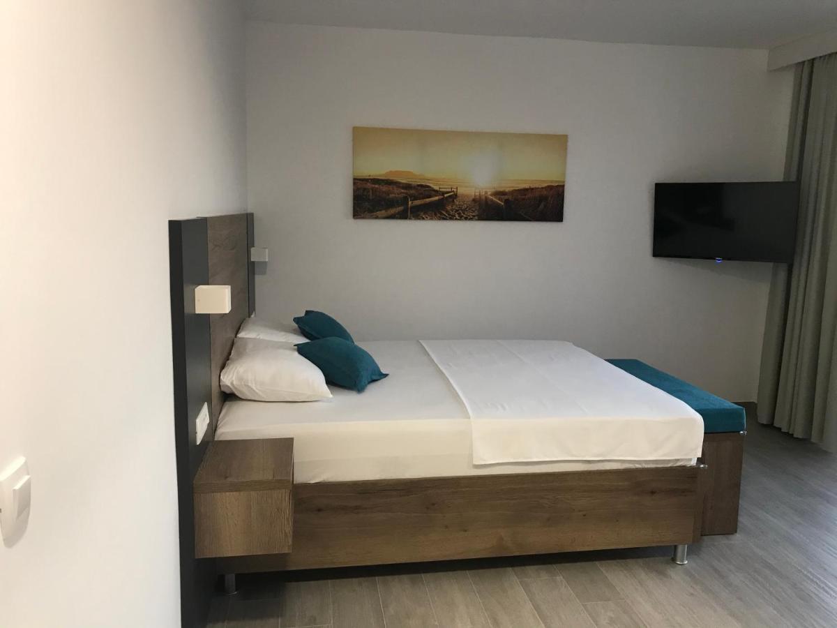 Rezevici Boutique Villa Petrovac エクステリア 写真